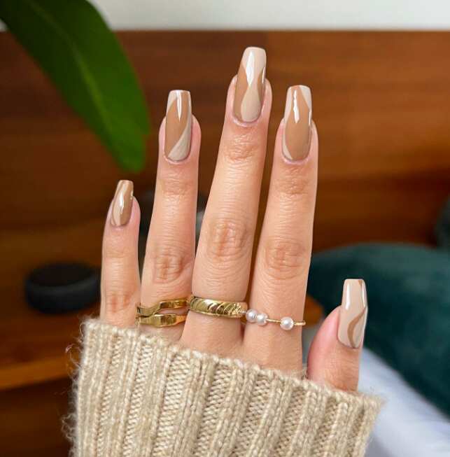 Light brown design long square nails