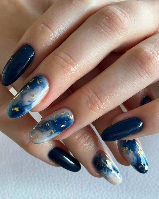 navy blue nails Marble Art