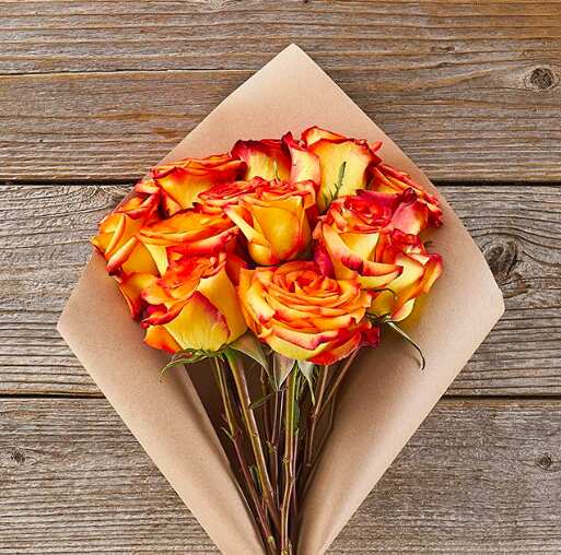 orange roses bouquet