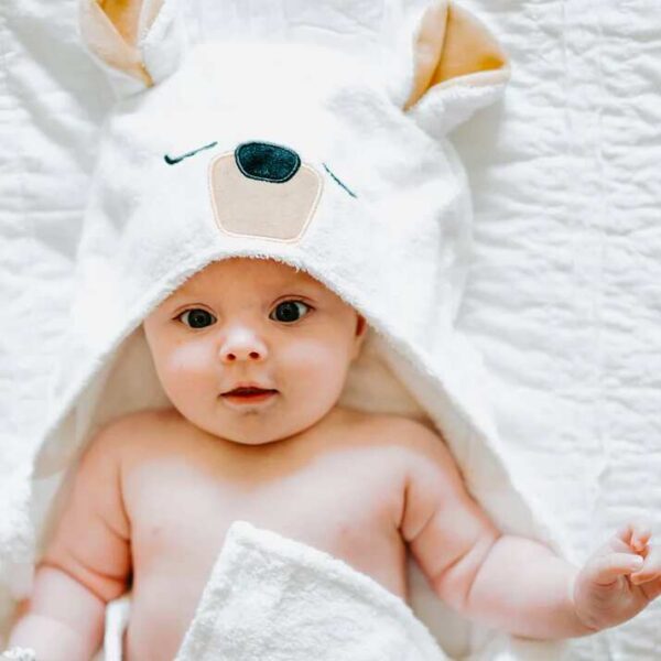 The Best Non-Toxic & Organic Baby Hooded Towels - The Mood Guide