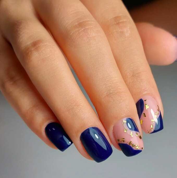 navy blue golden nails