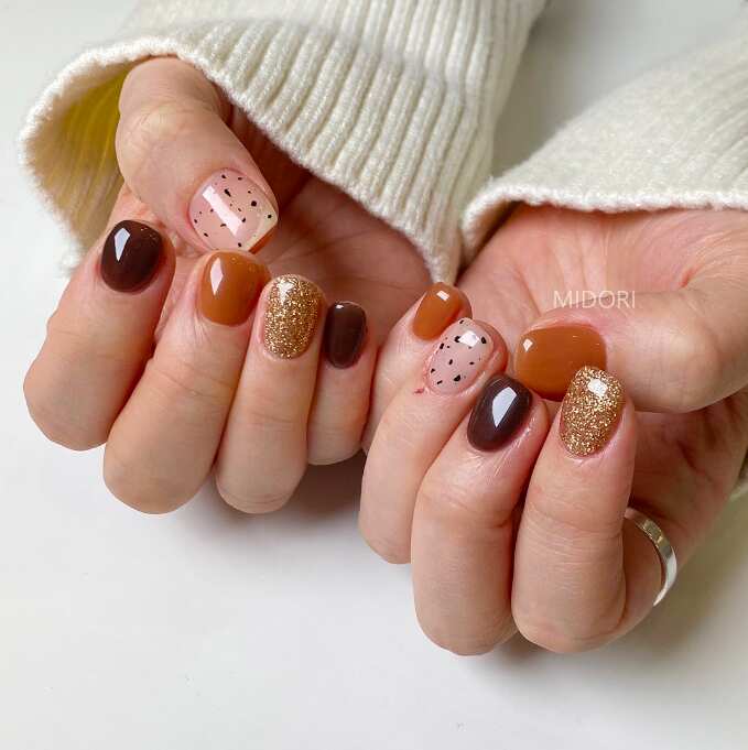 simple fall brown nails