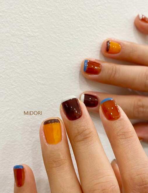 Autumn French Tips simple christmas nails