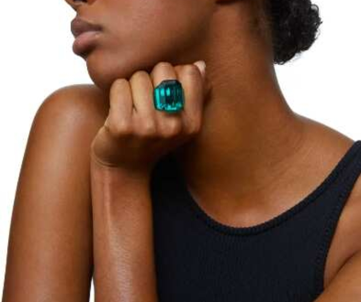Emerald Green Jewelry & Hair Accessories To Inspire Your Slytherin Mood