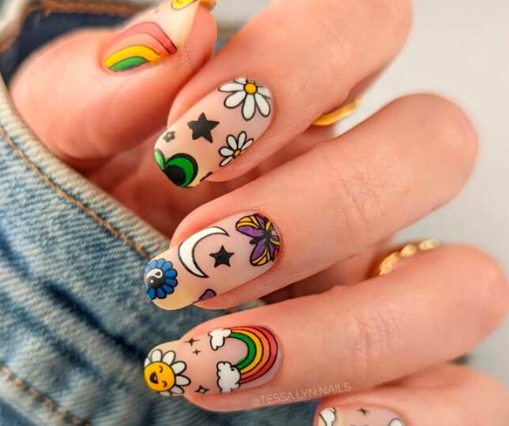37 Indie Nails Ideas & Designs To Try Right Now