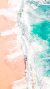 Ocean Wallpapers for iPhone (Waves, Aesthetic & More) - The Mood Guide