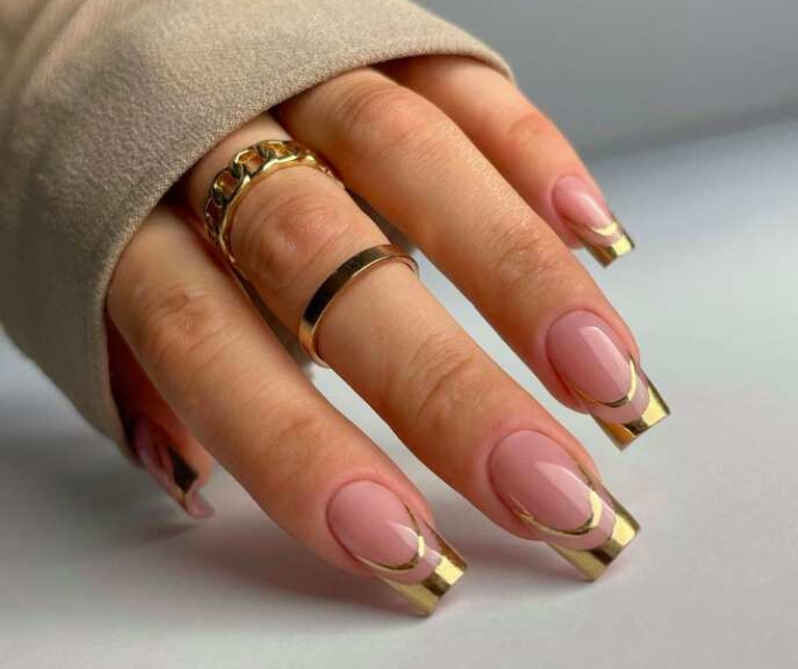 Gold Nails Ideas & Designs To Try Right Now