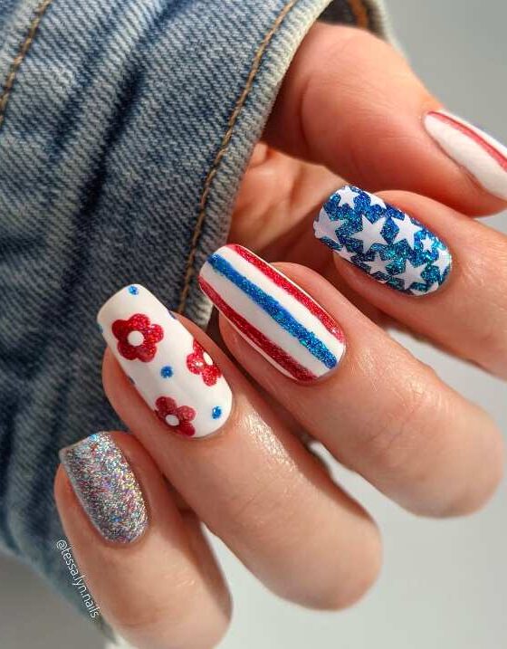 4th of July Nails To Celebrate An Aesthetic Independence Day