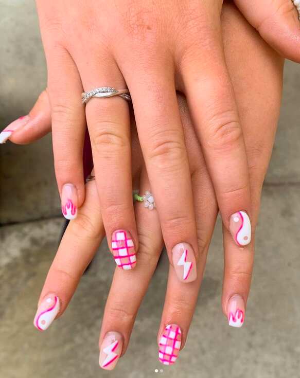 31 Stunning Pink And White Nail Designs To Spice Up Your Style | Elegant nail  art, Trendy nails, Elegant nails