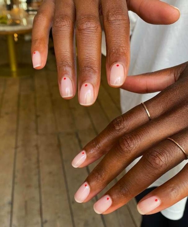 40+ Minimalist Nails Designs For A Chic Manicure