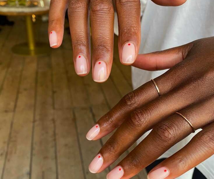 40+ Minimalist Nails Designs For A Chic Manicure