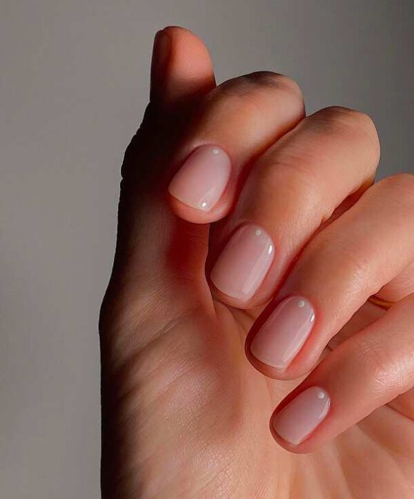 40+ Minimalist Nails Designs For A Chic Manicure - The Mood Guide