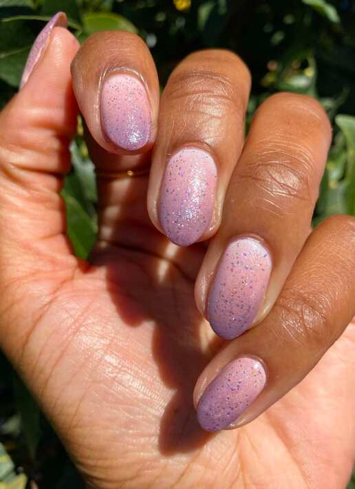 purple and pink ombré matte glitter nails design
