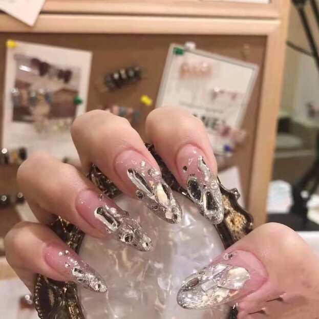 Crystal rhinestone nails