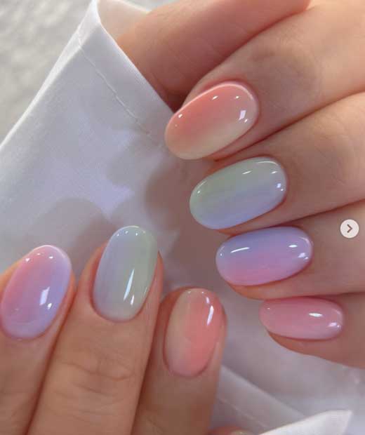 ombre soft nails aesthetic