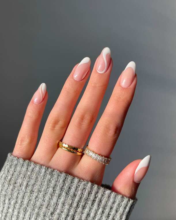 Most Elegant Black and White Nail Designs For Short Nails | Lines on nails,  Line nail art, Acrylic nail designs