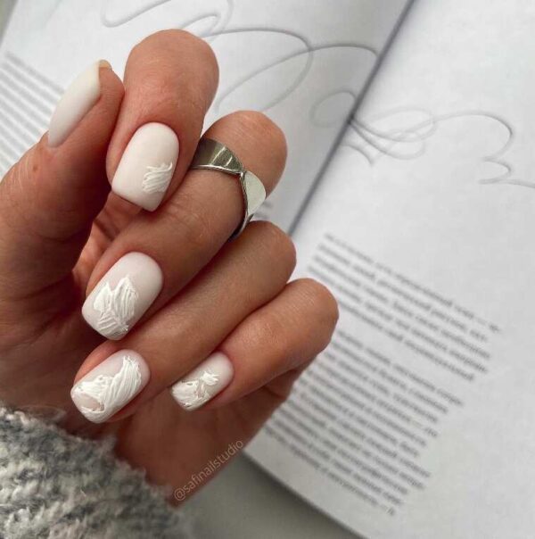 Short White Nails: 35+ Cute Designs For Every Occasion