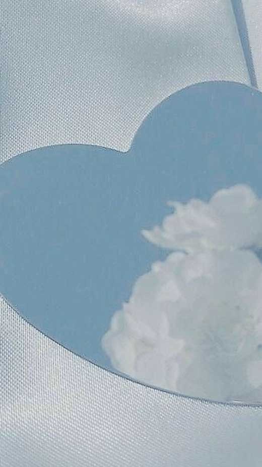light blue heart aesthetic wallpaper
