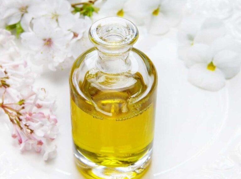 How to Shop for Perfumes Online Like a Pro: Best Practices and Advice