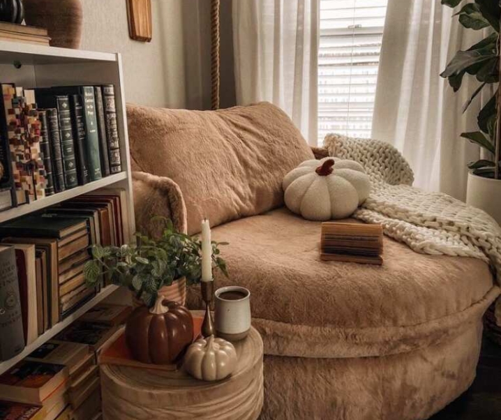Decorative Fall Pillows & Covers To Warm Up Your Autumn Prep