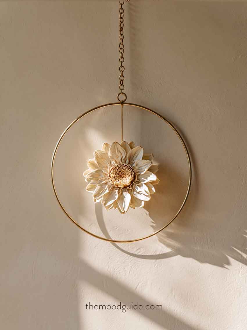 easy modern gold and beige minimal diy fall wreath with dried flower for the vanilla girl