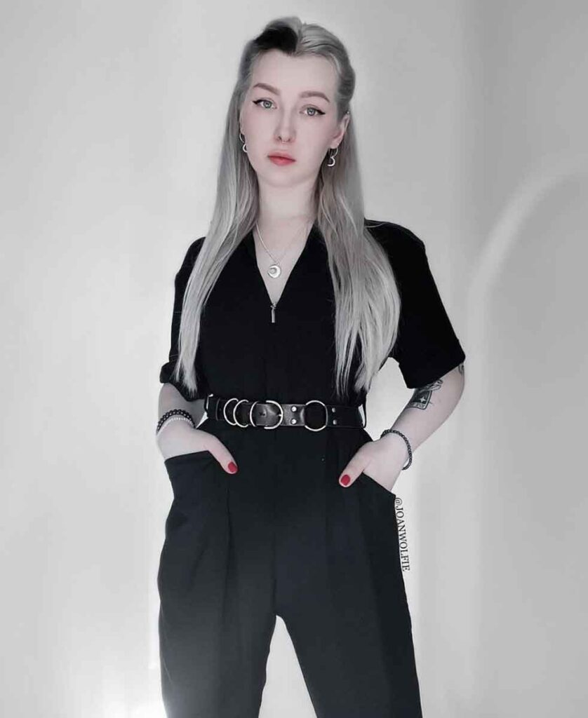 modern vampire aesthetic outfit casual