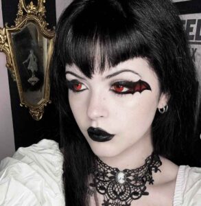 Easy Vampire Makeup Ideas for Halloween - The Mood Guide