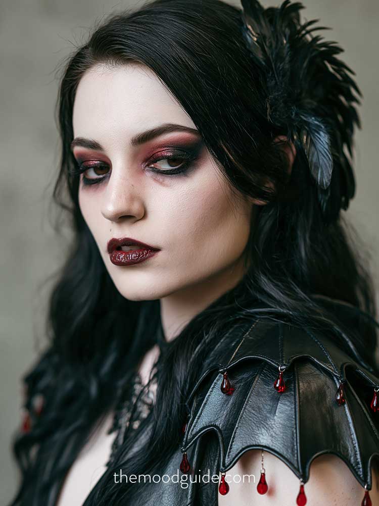 red and black dramatica vampire makeup idea