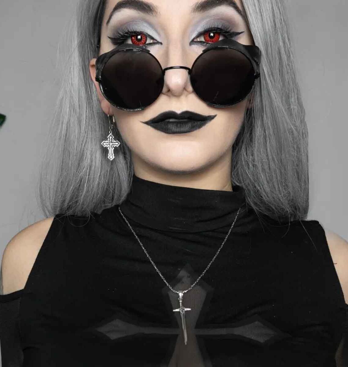 Easy Vampire Makeup Ideas for Halloween