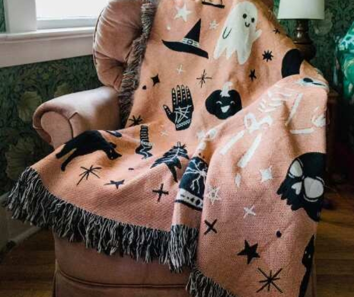 12 Halloween Blankets To Throw A Cozy Layer On Your October 31st Decor