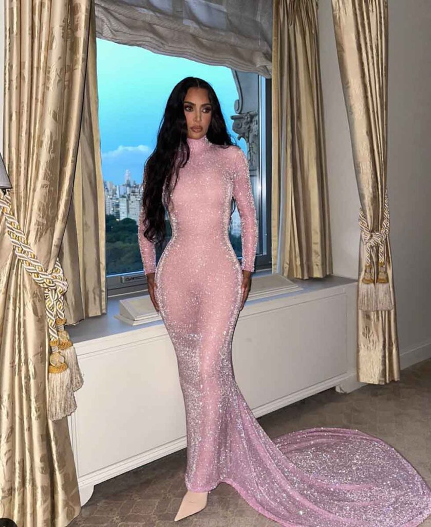 kim kardashian pink dress