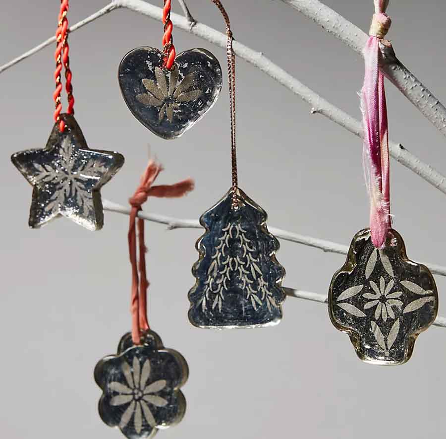 witchy christmas tree ideas decorations ornaments
