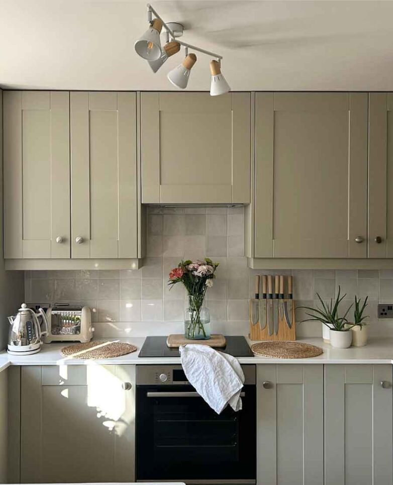 Sage Green Kitchen Cabinets Ideas for a Chic & Sothing Ambiance - The ...