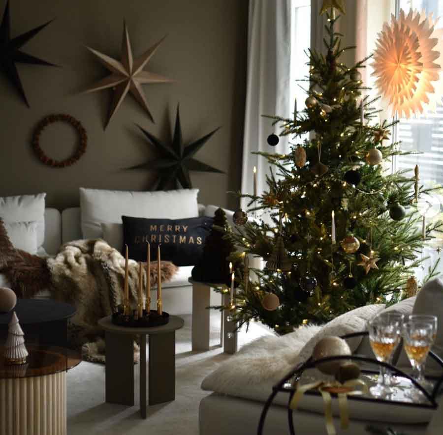 gold witchy christmas decor living rroom