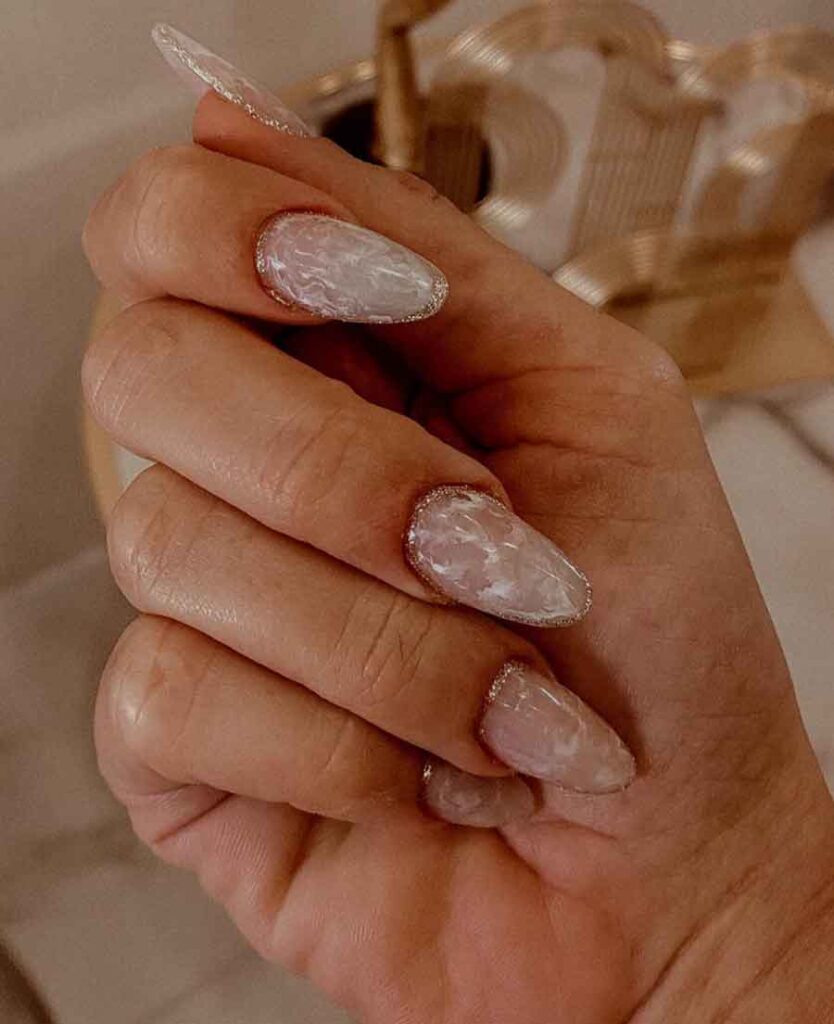 nude marble nails