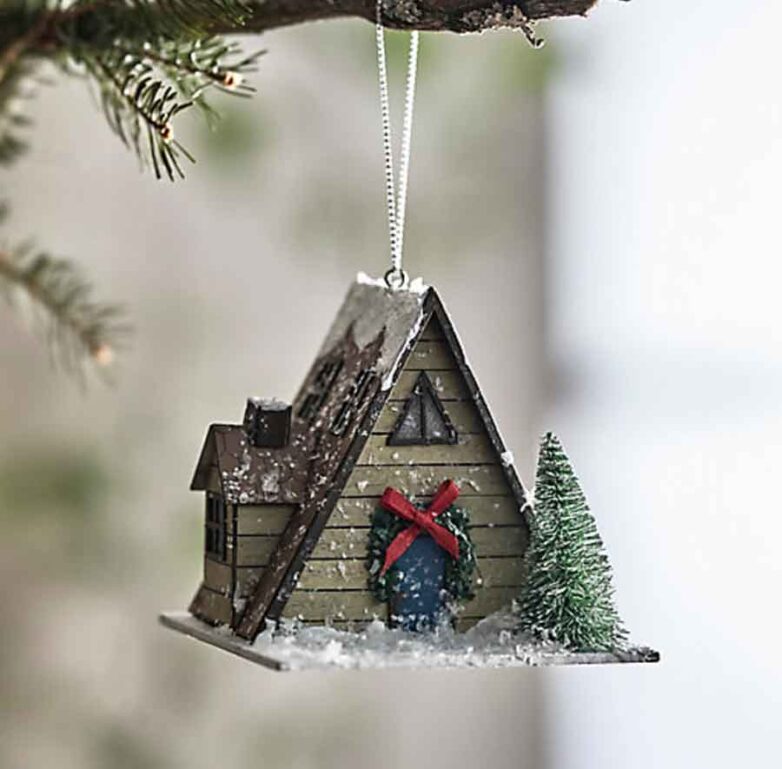 Witchy Christmas Aesthetic & Decor for a Spooky and Enchanting Holiday Mood - The Mood Guide