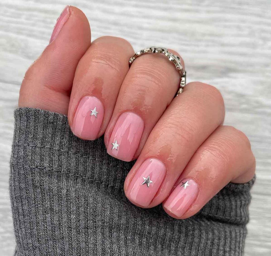 30+ Cute Nails That are Simple Enough to Evoke a Minimal and lovely Mood