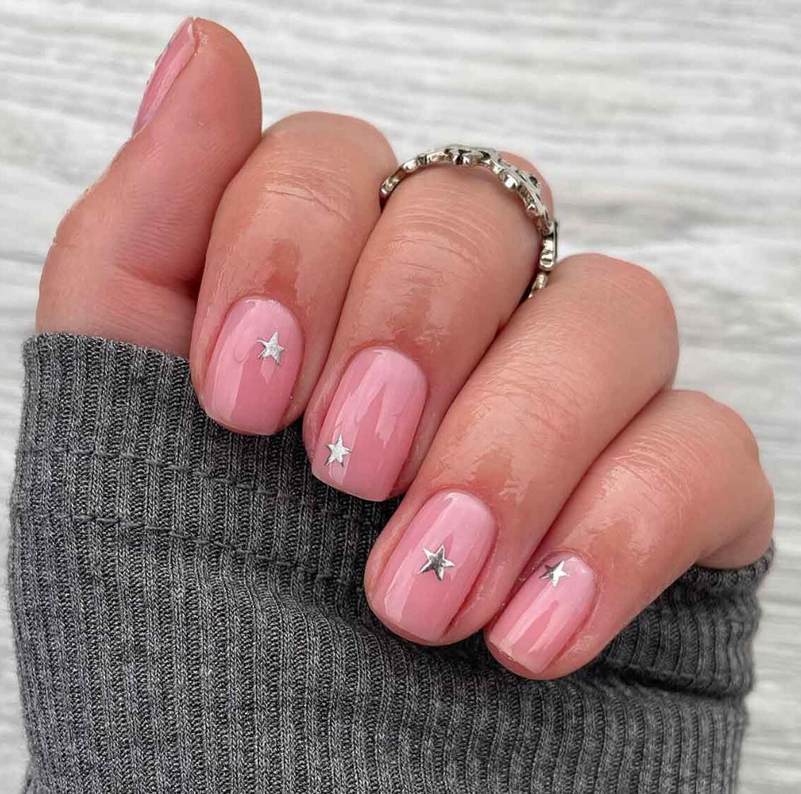 30+ Cute Nails That are Simple Enough to Evoke a Minimal and lovely Mood