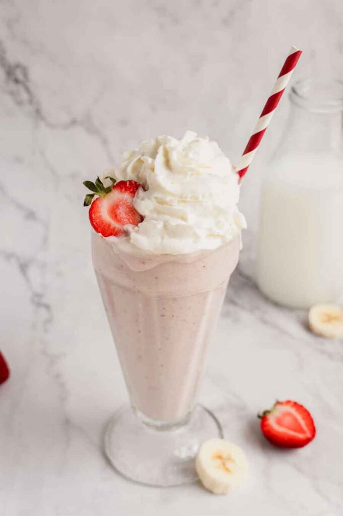 banana strawberry soft milkshake recipe