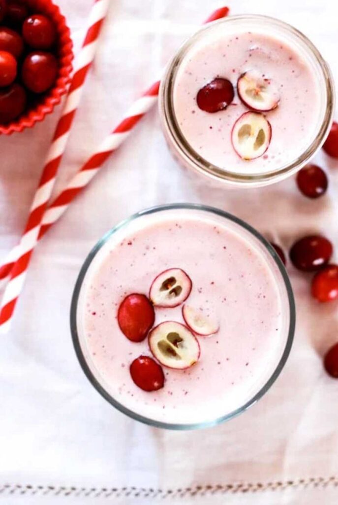 how to make a pink aesthetic cranberry smoothie recipe