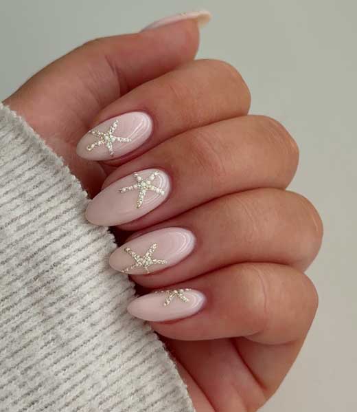 plain white minimalist chic summer nail