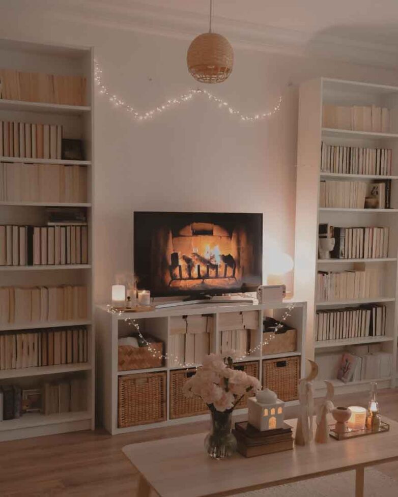 Fairy Lights in the Bedroom & Living Room: 10 Moods They Can Set in the ...