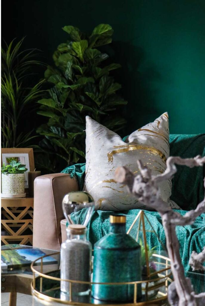 emerald green aesthetic interiors