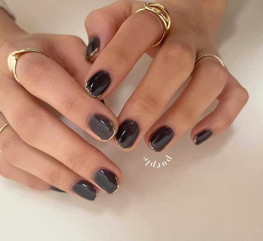 brown and gold minimalist cute dark academia nails that are perfect for a chic aesthetic minimalist manicure