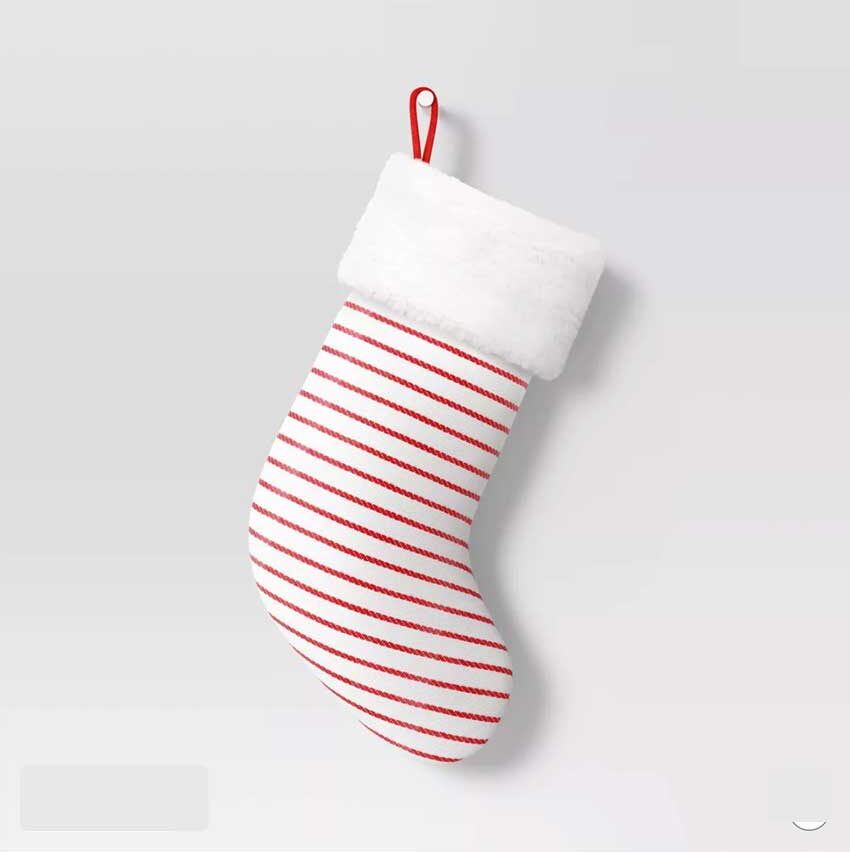 The Prettiest Red & White Minimal Holiday Decorations of the Season