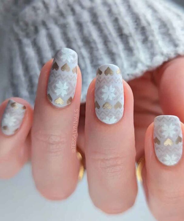 chic minimal grey and silver christmas nails