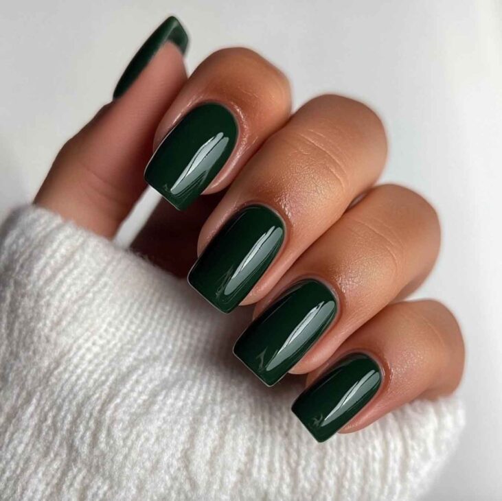 emerald green slytherin nails on brown skin