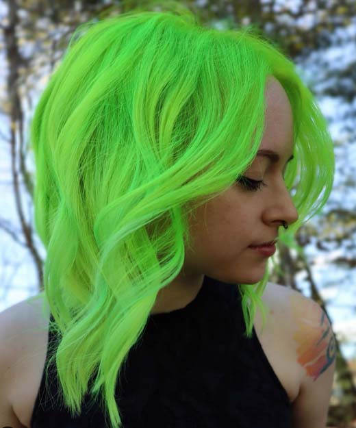 neon green short hair