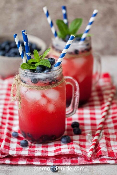 4th of july easy table decor drink