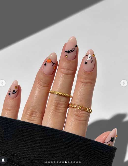 cute and simple halloween nail art
